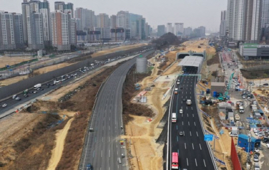 경부고속도로 동탄터널 구간 모습 <연합뉴스 제공>