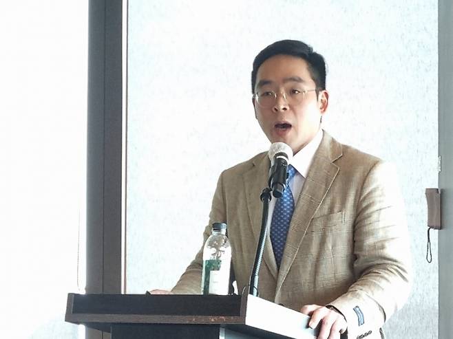심준경 와이랩 대표가 3일 서울 여의도 63빌딩에서 열린 기자간담회에서 회사의 성장 전략에 대해 발표하고 있다. 사진=신현아 기자