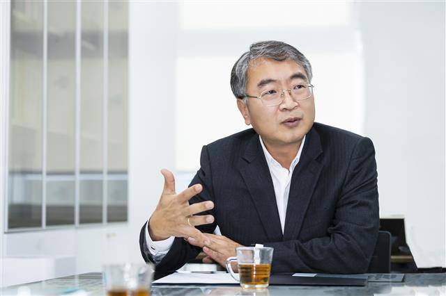 서울시는 김상한 복지정책실장을 기획조정실장 직무대리로 임명하는 등 하반기 4급 이상 간부에 대한 인사를 6일자로 단행했다. 사진은 김상한 복지정책실장. [서울시 제공]