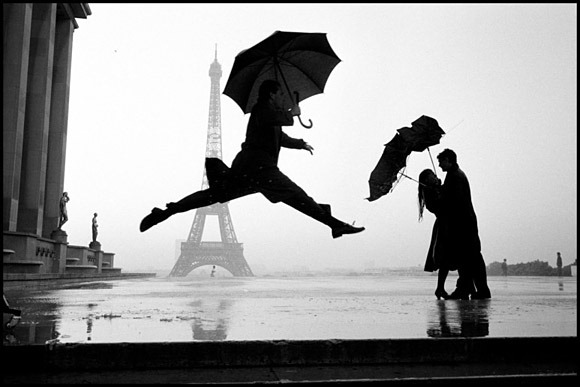 ⓒElliott Erwitt/Magnum Photos/Europhotos, FRANCE, 1989