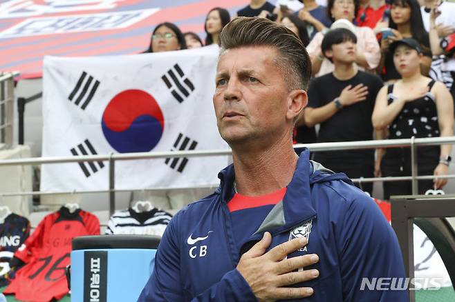 콜린 벨 한국 여자 축구대표팀 감독. /사진=뉴시스