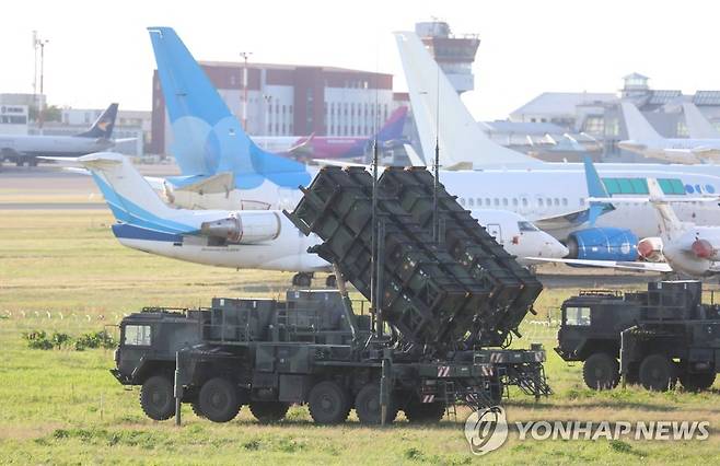 빌뉴스 공항에 배치된 방공 시스템 [AFP 연합뉴스 자료사진. 재판매 및 DB 금지]