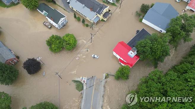 홍수에 잠긴 미국 버몬트주 러들로  [로이터 연합뉴스 자료사진]