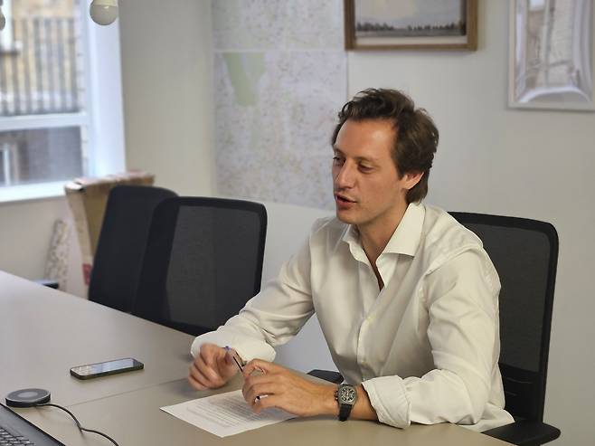 리카르도 테사로 그래비티 공동창업자 겸 최고경영자(CEO)가 조선비즈와 인터뷰하고 있다. /백윤미 기자