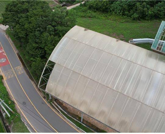천연기념물 '의성 제오리 공룡발자국 화석단지' 보호각 지붕  [문화재청 제공. 재판매 및 DB 금지]