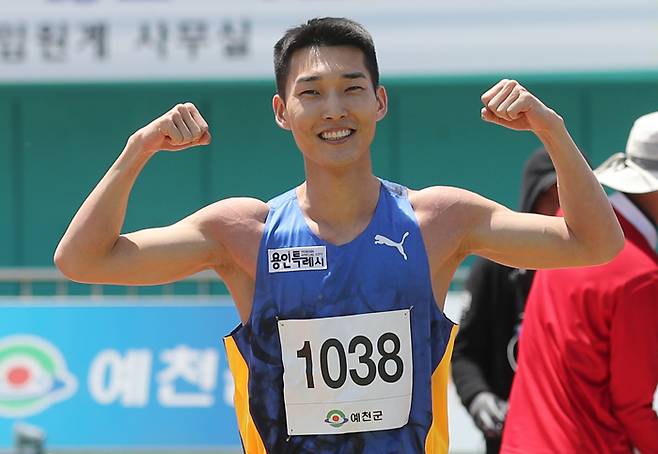 6년만에 아시아선수권 우승을 차지한 높이뛰기 간판 우상혁. 연합뉴스