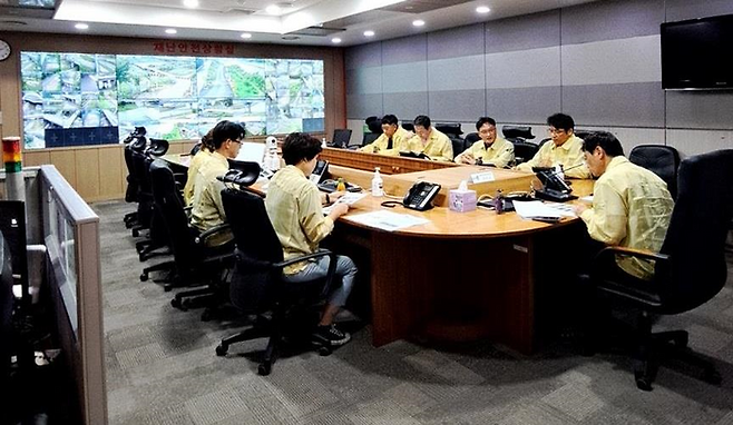 남양주시와 경기도가 여름철 자연재난 대비 간담회를 개최하고 위험지역 등을 현장 점검했다.ⓒ남양주시