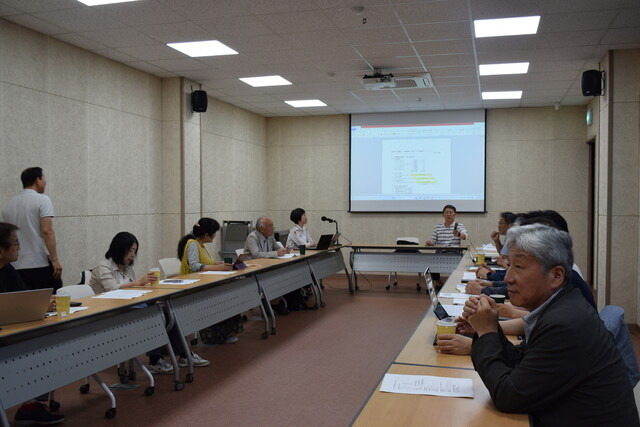 지난달 29일 한·일 한센인권변호단은 전라남도 고흥군 소록도 마리안느와 마가렛 나눔연수원에 모여 그동안의 연대활동을 돌아보고 책 공동 출간을 위한 간담회를 열었다. ♣️H6s한센인권변호단 제공