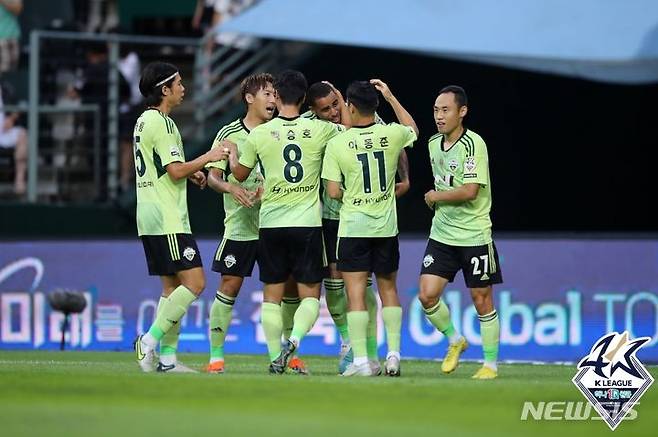 [서울=뉴시스]프로축구 전북 현대 구스타보 (사진 = 프로축구연맹 제공)