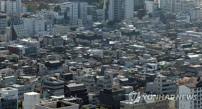 전세보증금반환보증 사고 역대 최대 (서울=연합뉴스) 한종찬 기자 = 사진은 이날 서울 시내의 주택 밀집지역. 2022.10.19 saba@yna.co.kr