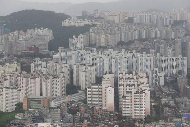 올 들어 서울에서 신규 분양한 단지의 청약경쟁률이 높은 수준을 기록하는 등 청약시장 분위기가 다시 뜨거워지고 있다.ⓒ데일리안DB