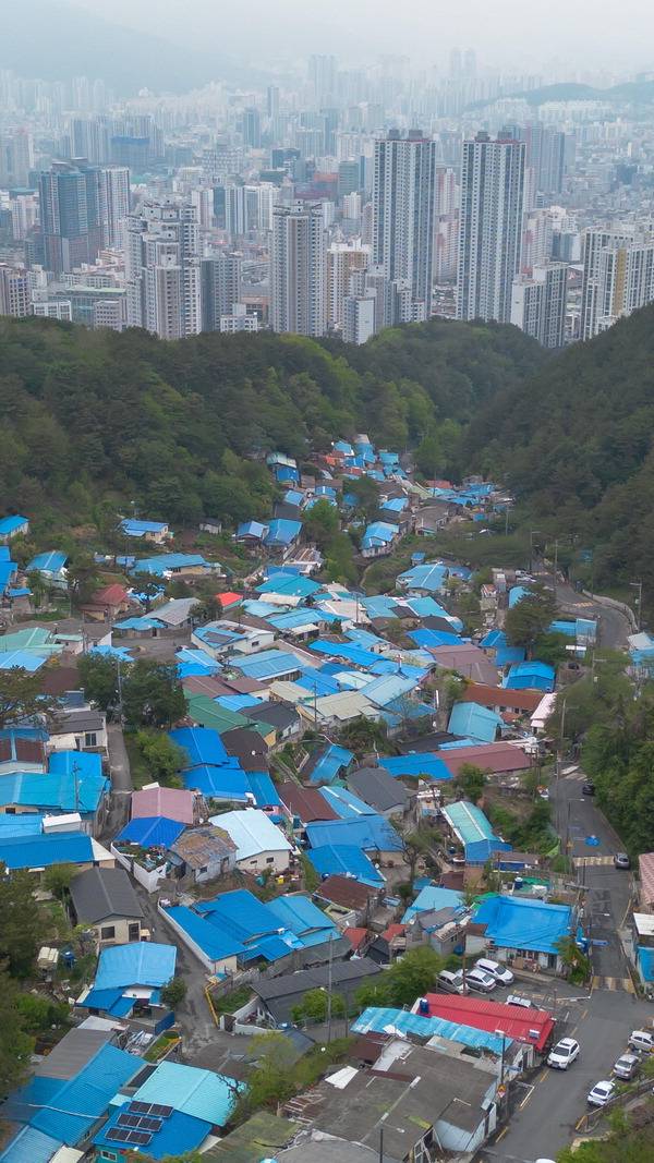 부산 연제구 연산2동 물만골  전경. 김영훈 기자 hoonkeem@kookje.co.kr