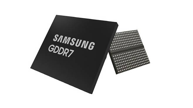 삼성전자가 업계 최초로 개발한 그래픽용 D램 ‘32Gbps GDDR7 D램’. (사진=삼성전자)