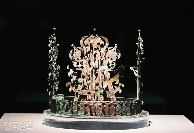 국립나주박물관에 전시된 국보 금동관. 반남고분군 신촌리 9호분에서 출토된 유물이다.