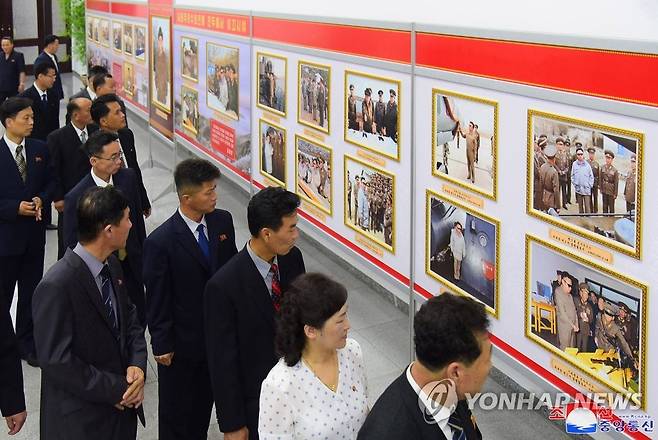 북한, '전승절 70주년' 중앙사진전람회 개막 (평양 조선중앙통신=연합뉴스)  2023.7.20 
    [국내에서만 사용가능. 재배포 금지] nkphoto@yna.co.kr