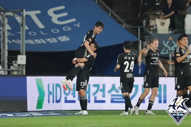 울산현대는 제주유나이티드를 꺾고 연패에서 탈출했다. 사진=한국프로축구연맹