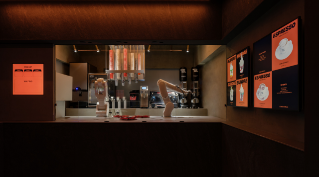 로브로스가 올해 성수동에 연 테스트베드 식음료 매장 '베러댄유어스' (사진=로브로스)