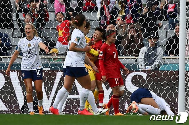 월드컵 본선에 처음 나선 베트남 여자 축구 대표팀. ⓒ AFP=뉴스1