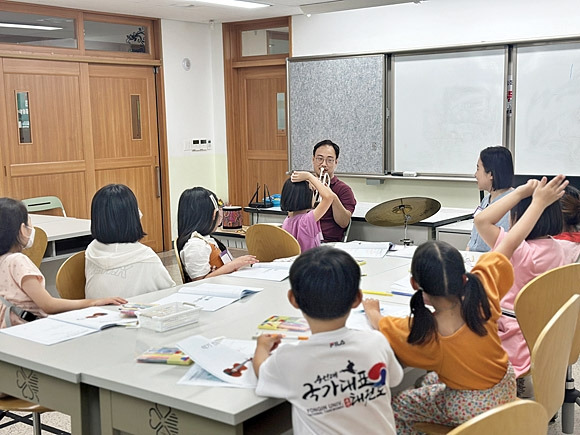 한국문화예술교육진흥원 ‘꿈다락 문화예술학교’의 ‘꼬마작곡가’ 수업. 한국문화예술교육진흥원 제공