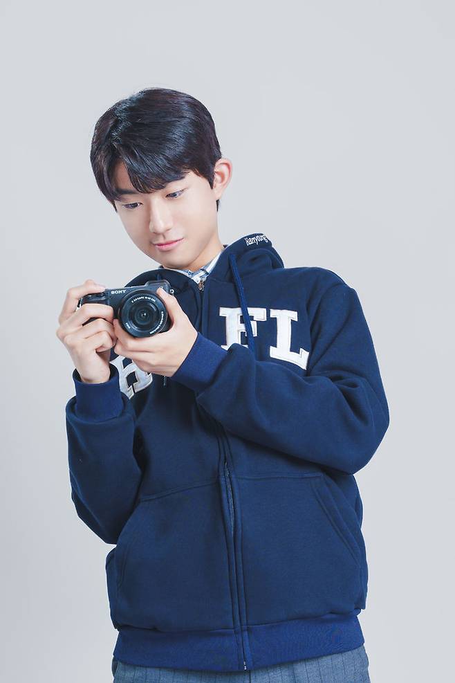 뉴시스는 지난 21일 키즈로 시작해 고등학생까지, 성장에 따라 변화하는 콘텐츠로 무려 9년간 꾸준히 사랑받는 청소년 크리에이터 마이린을 만났다.(사진=마이린 제공) *재판매 및 DB 금지