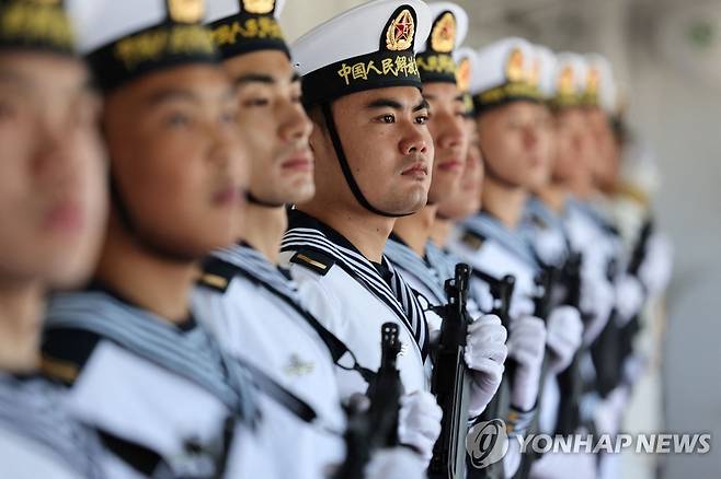 중국 인민해방군 해군 [AFP 연합뉴스 자료사진]