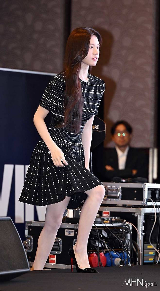 고윤정 '사뿐사뿐'