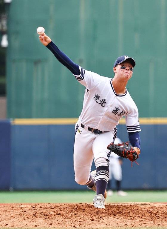 6일 덕수고와의 16강전에서 투구하는 경북고 전미르. 김종호 기자