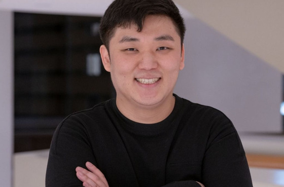 Conductor, pianist and composer Yoon Han-kyeol [JOONGANG PHOTOS]