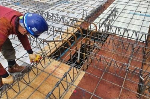 민간 건설사의 트러스 형태 전단보강근 시공 모습
[A건설사 제공. 재판매 및 DB 금지]