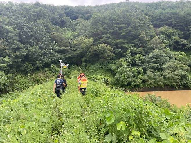 대구 달성군 가창면에서 실종자 신고가 접수돼 소방 당국이 수색 중이다. (대구소방안전본부 제공) 2023.08.10