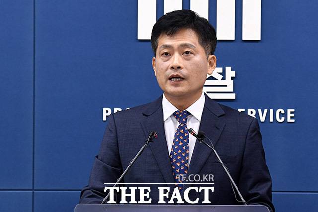 김수민 서울중앙지방검찰청 형사3부장검사가 11일 오전 서울 서초구 고등검찰청 기자실에서 열린 신림동 살인 사건 피의자인 조선의 구속기소 관련 브리핑에서 발언을 하고 있다. /남용희 기자