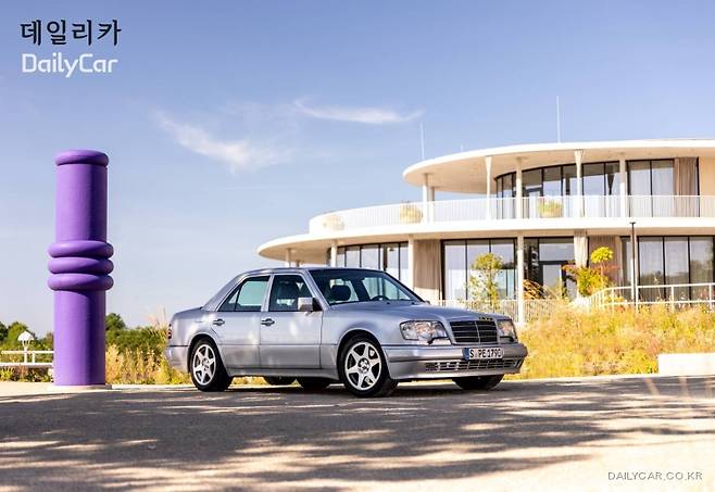 벤츠 E클래스 6세대 E500 (W124)