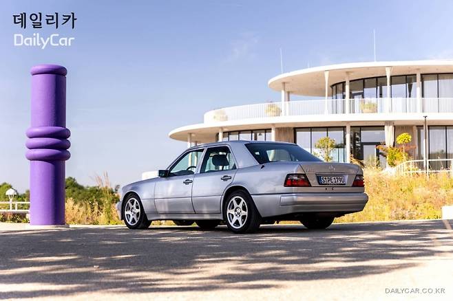 벤츠 E클래스 6세대 E500 (W124)