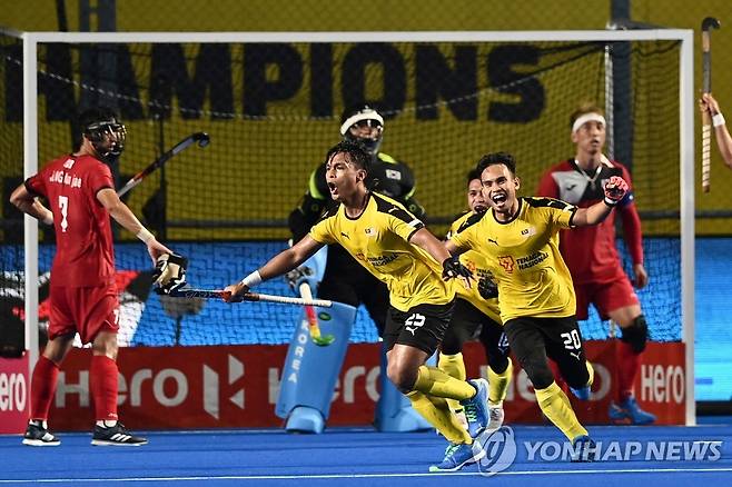 한국과 말레이시아의 준결승 경기 모습.  [AFP=연합뉴스]