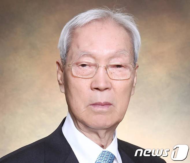 윤기중 연세대 명예교수