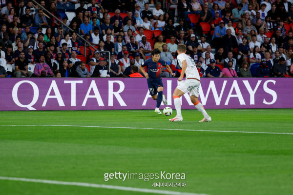 로리앙전에 선발 출전해 프랑스 리그1 데뷔전을 치른 파리생제르맹(PSG) 이강인. 사진=게티이미지