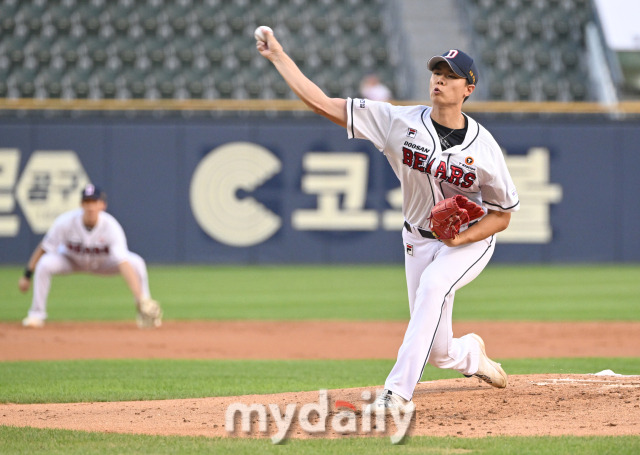 두산 김동주./잠실=유진형 기자 zolong@mydaily.co.kr