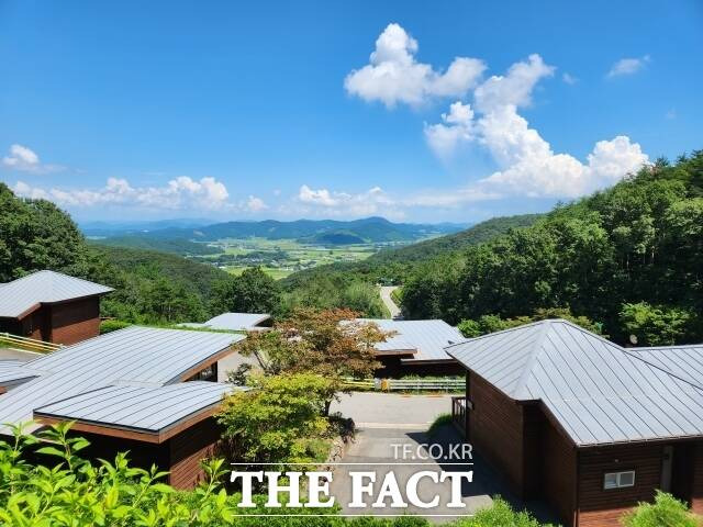 전남 보성군은 ‘제암산자연휴양림’과 ‘전남권환경성질환 예방관리센터’가 전남도 보건환경연구원 검사 결과 2022년 ‘명품 지하수’로 선정됐다고 21일 밝혔다./보성군