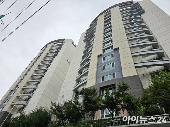 서울 서초구 서초동 일원 '서초지웰' 전경. [사진=김서온 기자]