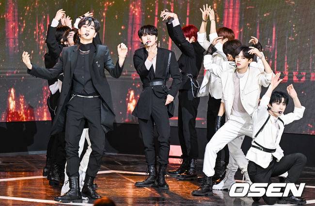 [OSEN=박준형 기자]그룹 판타지보이즈가 멋진 무대를 펼치고 있다.  2023.06.20 /soul1014@osen.co.kr