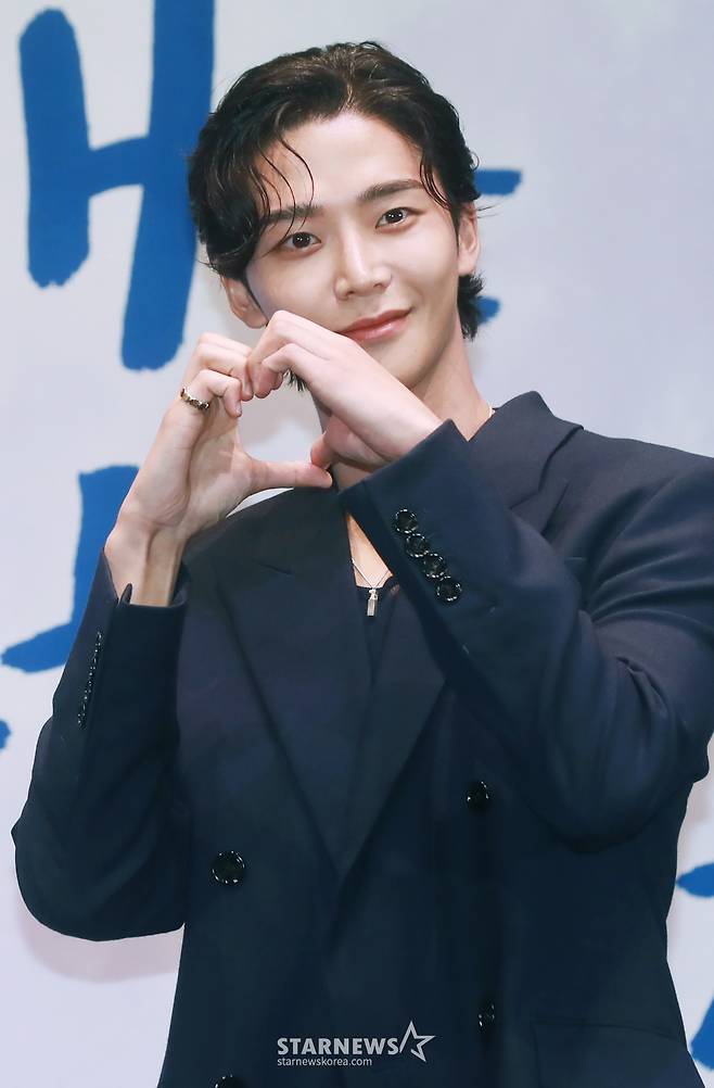 로운 '완벽한 손하트'[★포토]