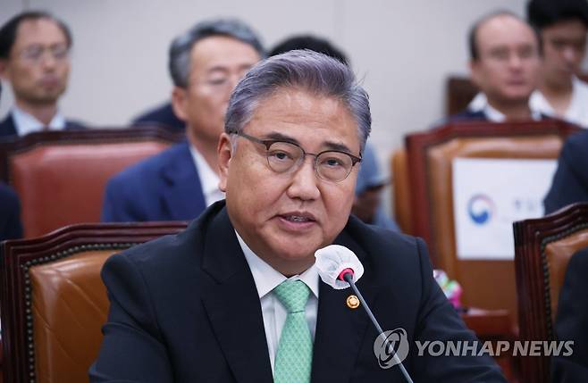 답변하는 박진 외교장관 (서울=연합뉴스) 신준희 기자 = 23일 국회에서 열린 외교통일위원회에서 박진 외교장관이 의원 질의에 답하고 있다. 2023.8.23 hama@yna.co.kr