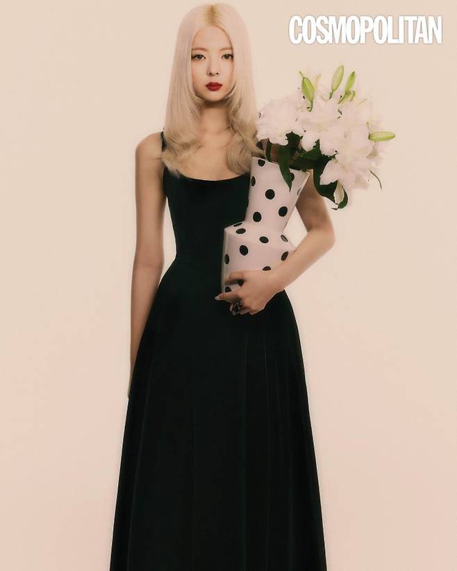 벨벳 드레스 가격미정 엠포리오 아르마니.