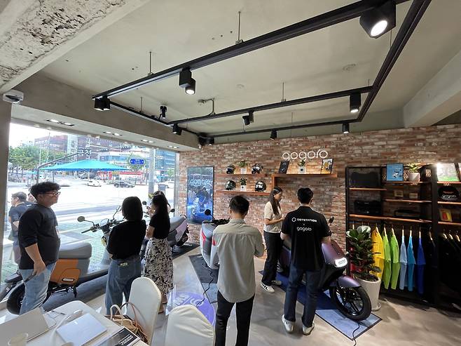 24일 서울 금천구 고고로 스왑앤고 스토어 독산점에서 닷스테이션의 모습. /양범수 기자