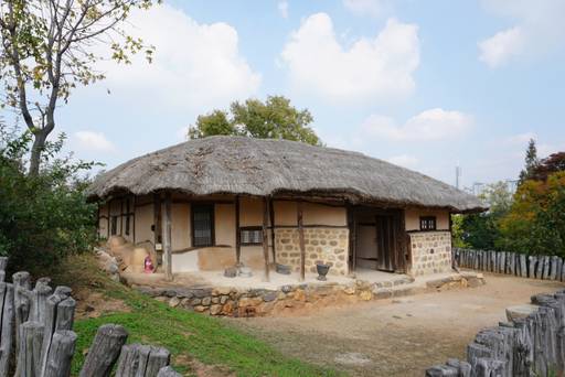 고양 밤가시 보넷길 밤리단길. 경기관광공사 제공