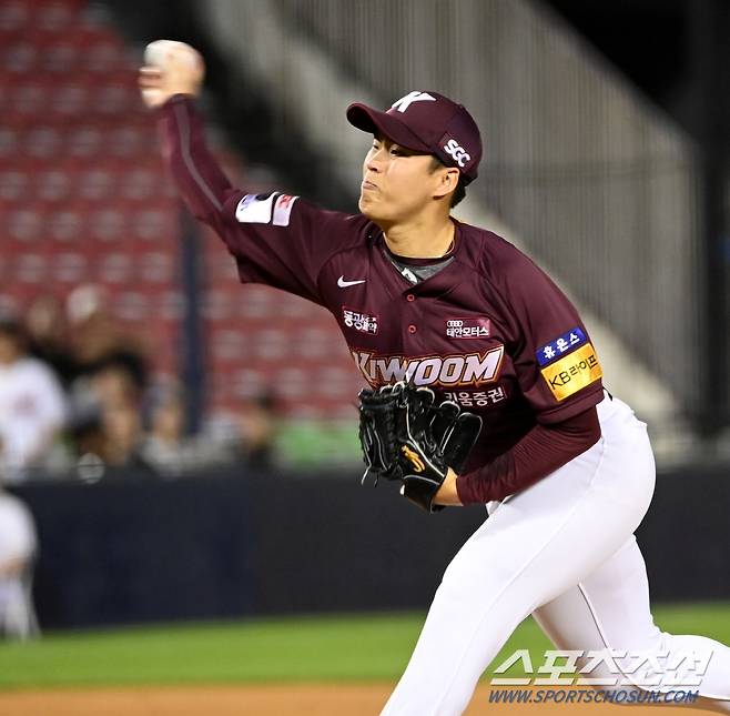 키움 김선기가 역투하고 있다. 허상욱 기자wook@sportschosun.com