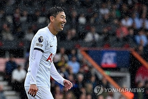 축구를 즐기고 있는 손흥민 [AFP=연합뉴스]