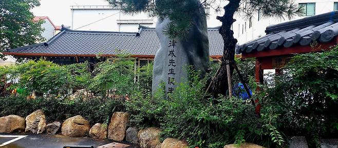 광주시는 동구 불로동 정율성 생가 일대에 48억원을 들여 '정율성 역사공원' 조성을 추진하고 있다. 이를 두고 박민식 국가보훈부 장관과 강기정 광주시장은 SNS에서 설전을 벌였다. 23일 오전 정율성 생가 모습 ⓒ시사저널 정성환