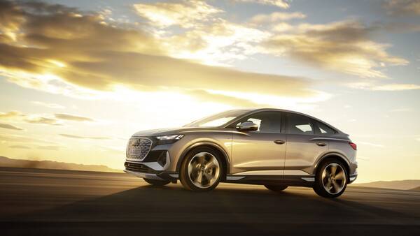 아우디 Q4 스포트백 40 e-트론