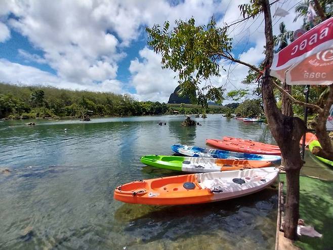 클롱룻 호수의 모습.